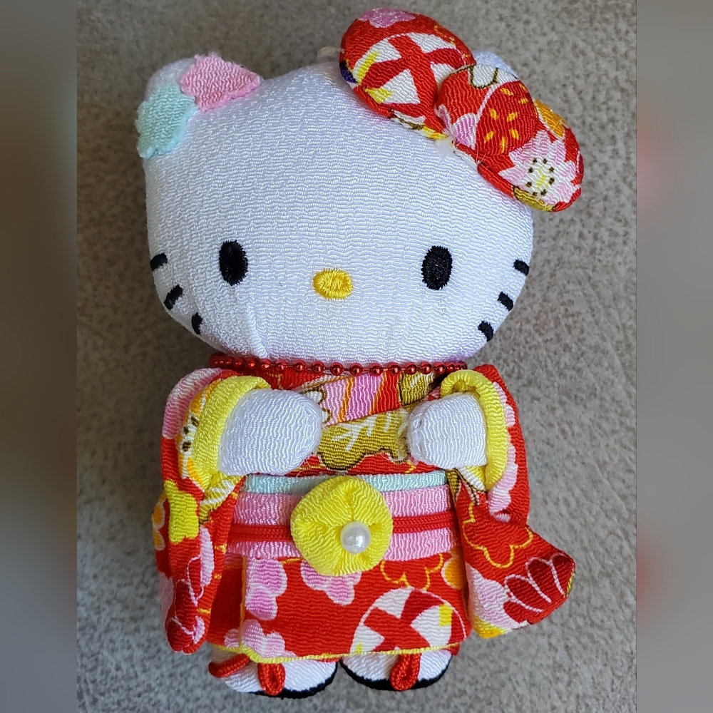 Hello Kitty Sanrio Japanese Geisha Kimono Stuffed Animal